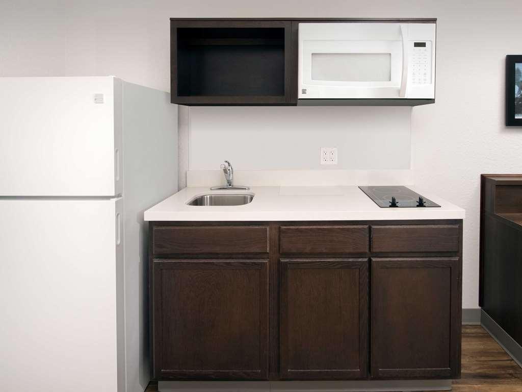 Extended Stay America Select Suites - Pensacola - Northeast Ferry Pass Quarto foto